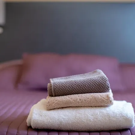 Hotelle Maraiscaillebotte Hotel