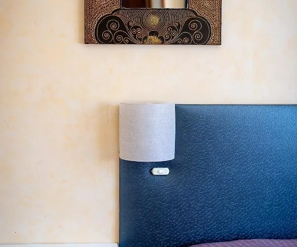 Hotelle Maraiscaillebotte 2* Challans